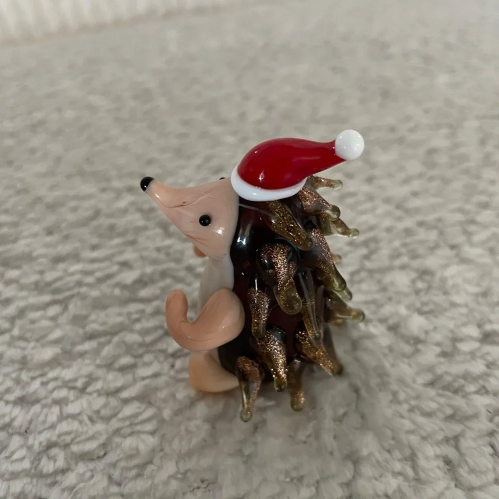 SET OF 2 PIER 1 IMPORTS TINY BLOWN GLASS CHRISTMAS HEDGEHOG DECOR NWTSET OF 2